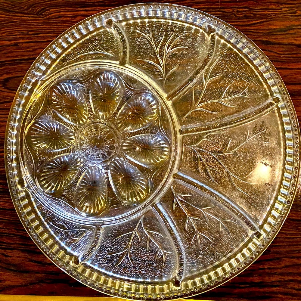 EAPG Vintage Indiana Glass Co. 13” Deviled Eggs and Party Snack Tray